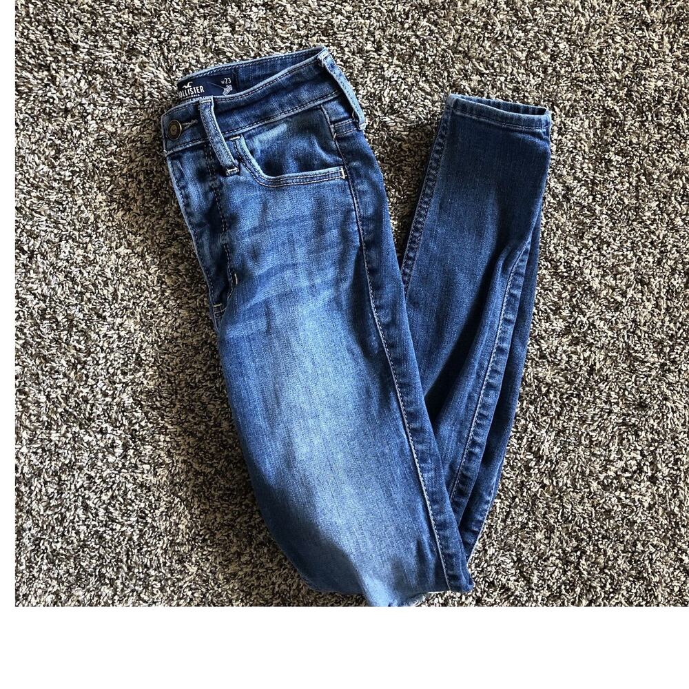Hollister Ultra High- Rise Super Skinny Medium Wash Girl Jeans Size W 23 L 26 - Picture 7 of 7
